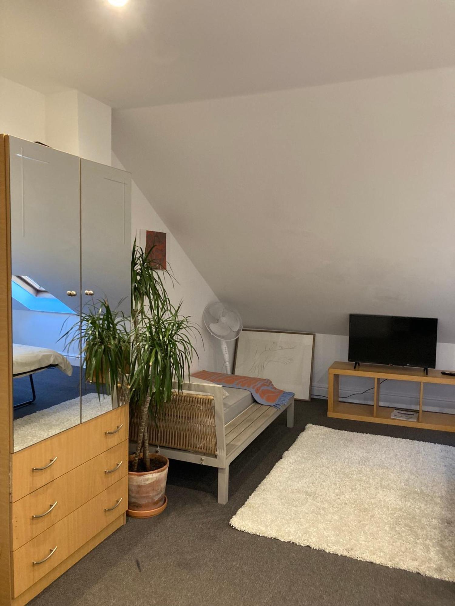 Hotel Sunrise Retreat Londra Esterno foto